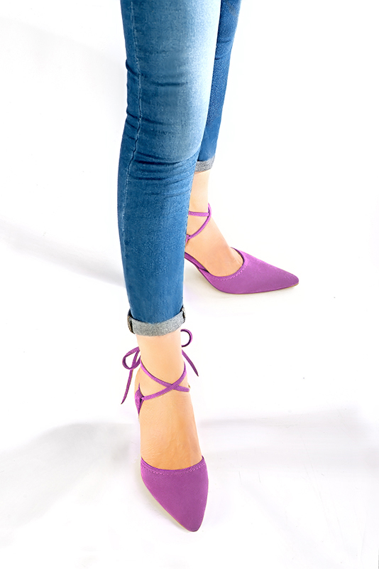 Mauve purple women's open back shoes, with crossed straps. Tapered toe. High comma heels. Worn view - Florence KOOIJMAN